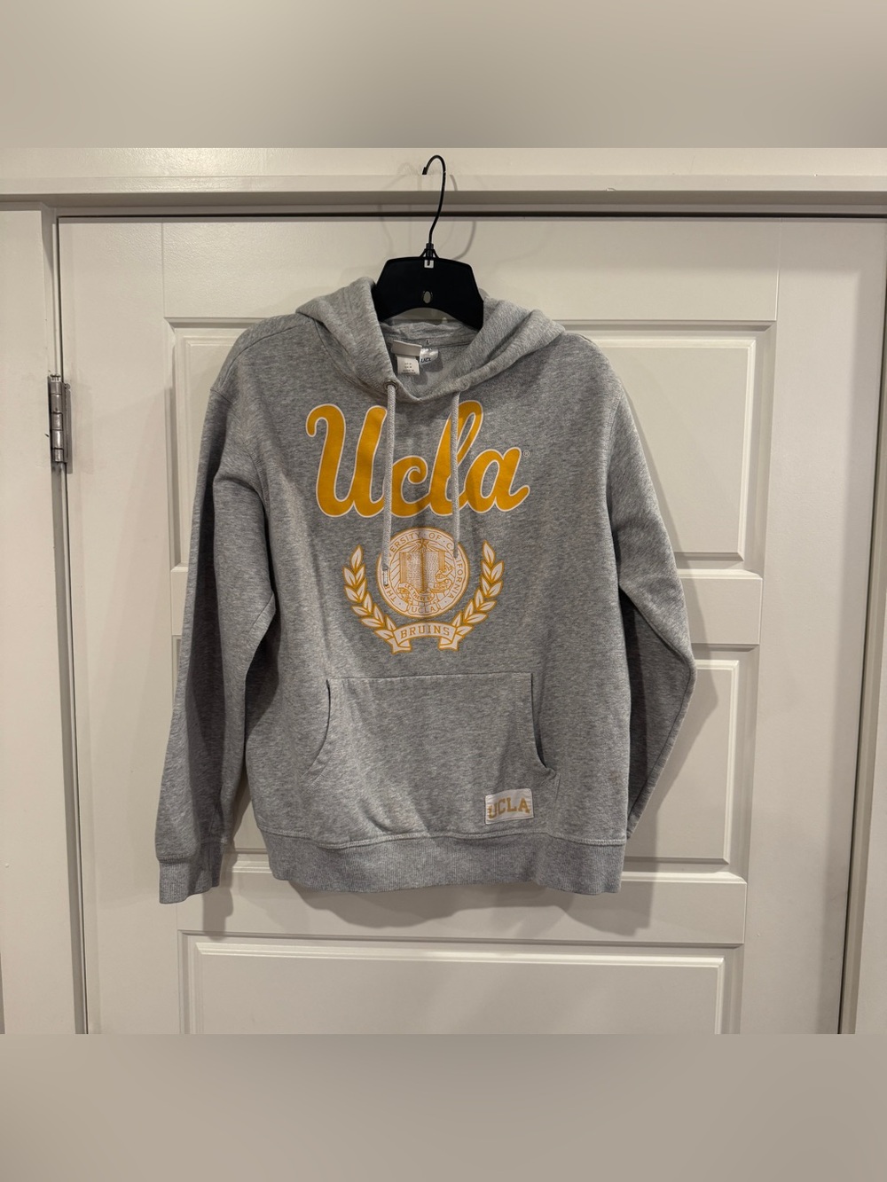 UCLA Bruins Hoodie Women's H&M Pullover Cotton Blend Size Medium‎